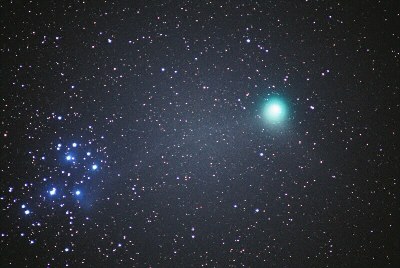 Komet Machholz bei den Plejaden