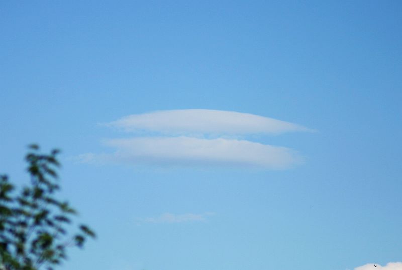 Keine UFOs - Auerirdische sondern Wolken in 72820 Sonnenbhl-Genkingen - www.n-tv.de