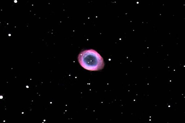 Warum brauchen Astronomen keinen Ehering? Sie haben den Ringnebel M57 in der Leier :-)))