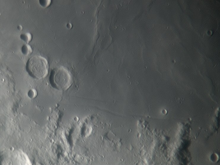 Mondkrater im Mare Tranquillitatis: Ritter, Sabine, Schmidt + Moltke (Landeplatz Apollo 11) am 12.10.2006