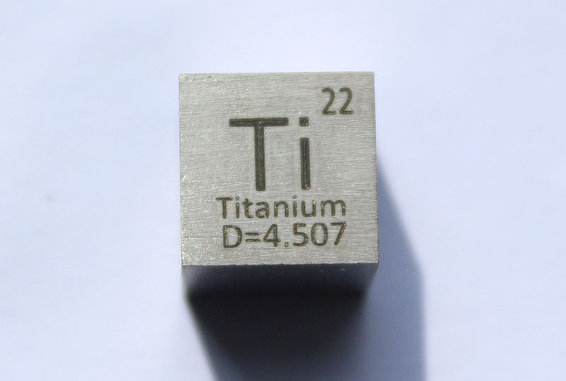 Titan-Dichtewrfel Titanium Density Cube 1cm3 ca. 99,5%