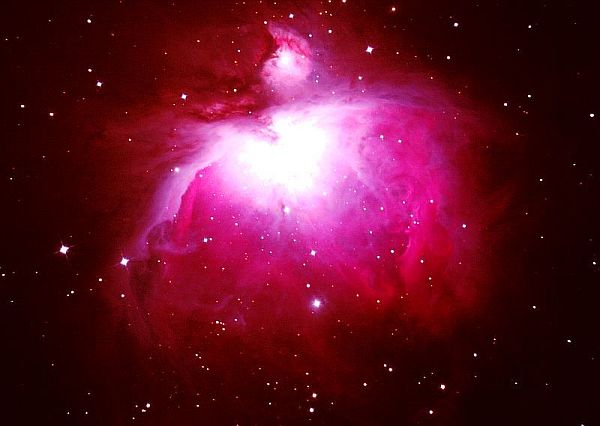 Der Orionnebel M42 ist mein persnlicher Lieblingsnebel. Er ist der hellste von Deutschland aus beobachtbare Emissionsnebel.